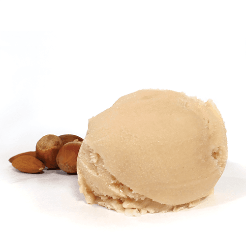 Eiscreme mit Mandel-Haselnuss-Praliné