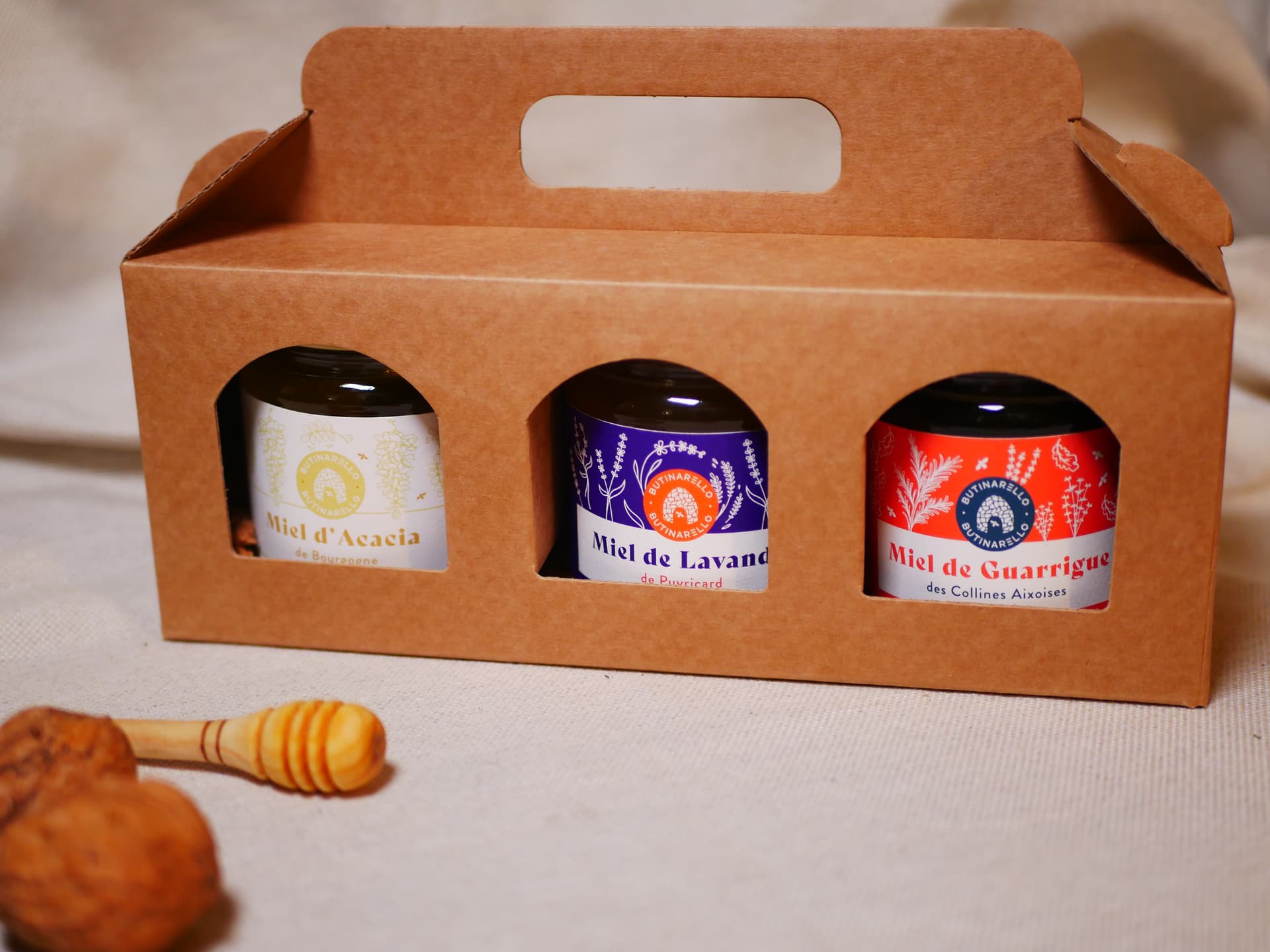 Geschenkbox mit 3 handwerklich erzeugten Bio-Honigen, 3 x 250g, Foto 1 von 2