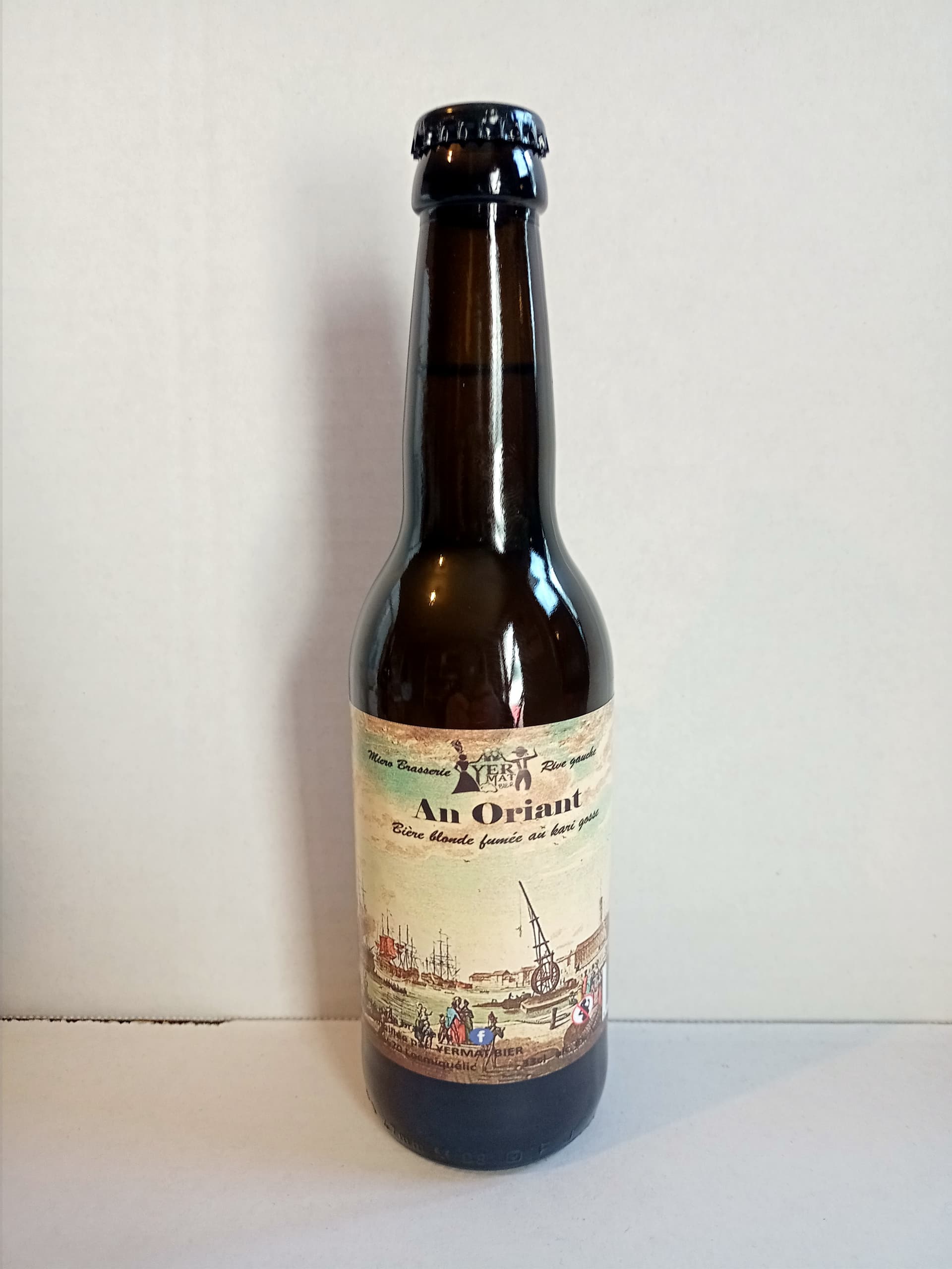 An Oriant 12 x 33 cl